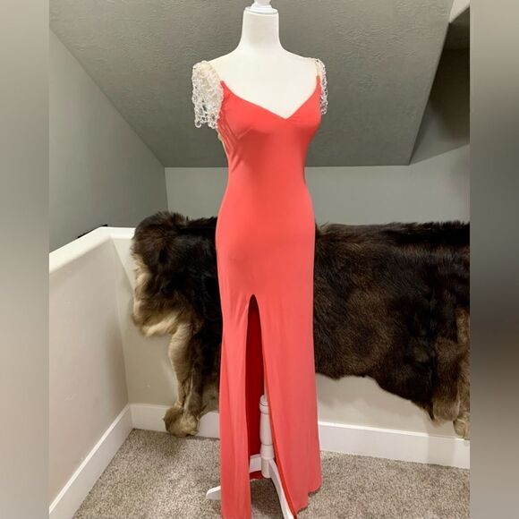 Elegant Crystal Detail Cap Sleeve Jersey Sheath Evening Dress & Sheer Back - Picture 12 of 13